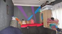 Bed Room 4 - 13 square meters of property in Klippoortje