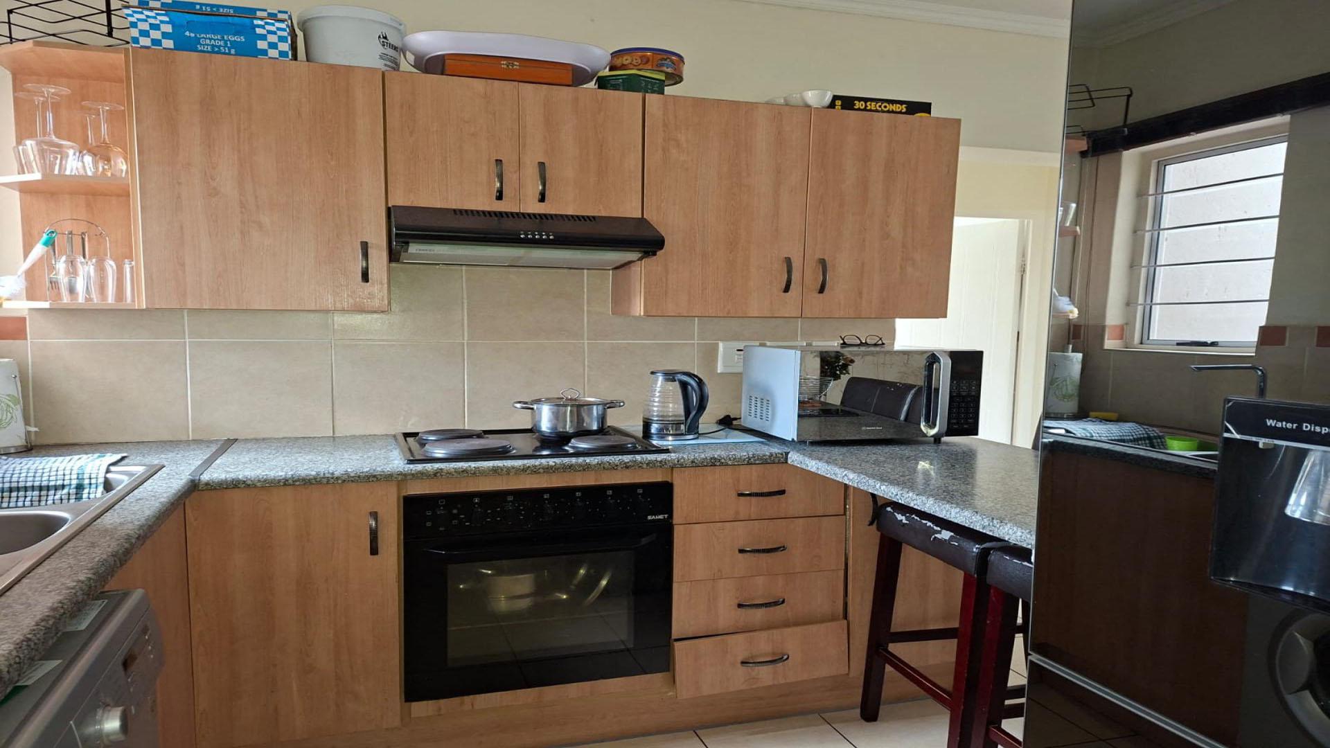 Kitchen of property in Meredale
