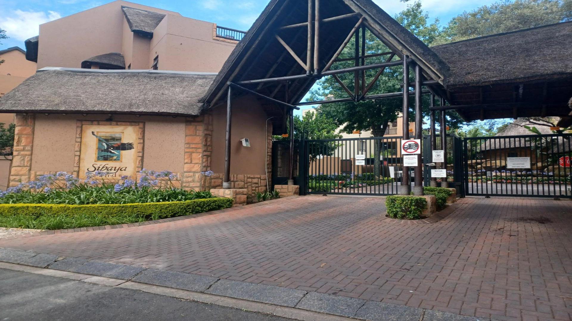 Front View of property in Lone Hill