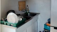 Kitchen of property in Marlboro Gardens