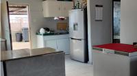 Kitchen of property in Marlboro Gardens