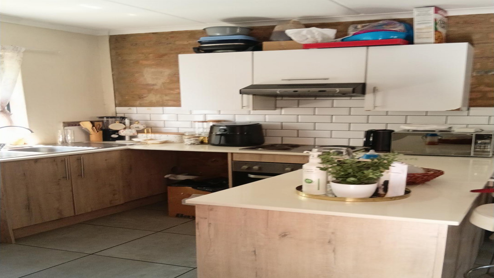 Kitchen of property in Pomona