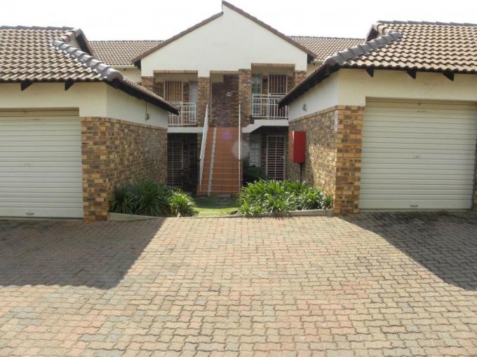 2 Bedroom Sectional Title for Sale For Sale in Moreletapark - MR700876