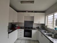  of property in Glenvista