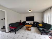  of property in Glenvista