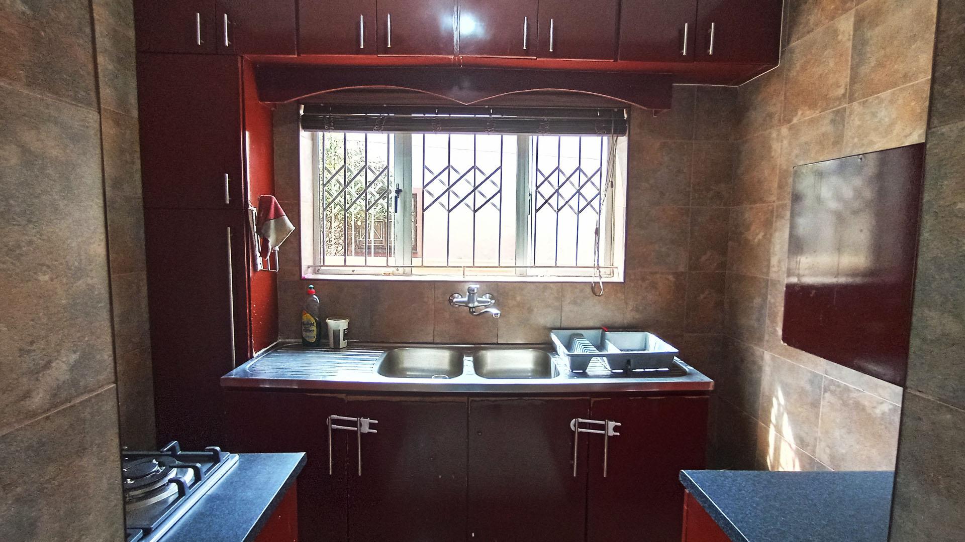 Scullery - 4 square meters of property in Stanger