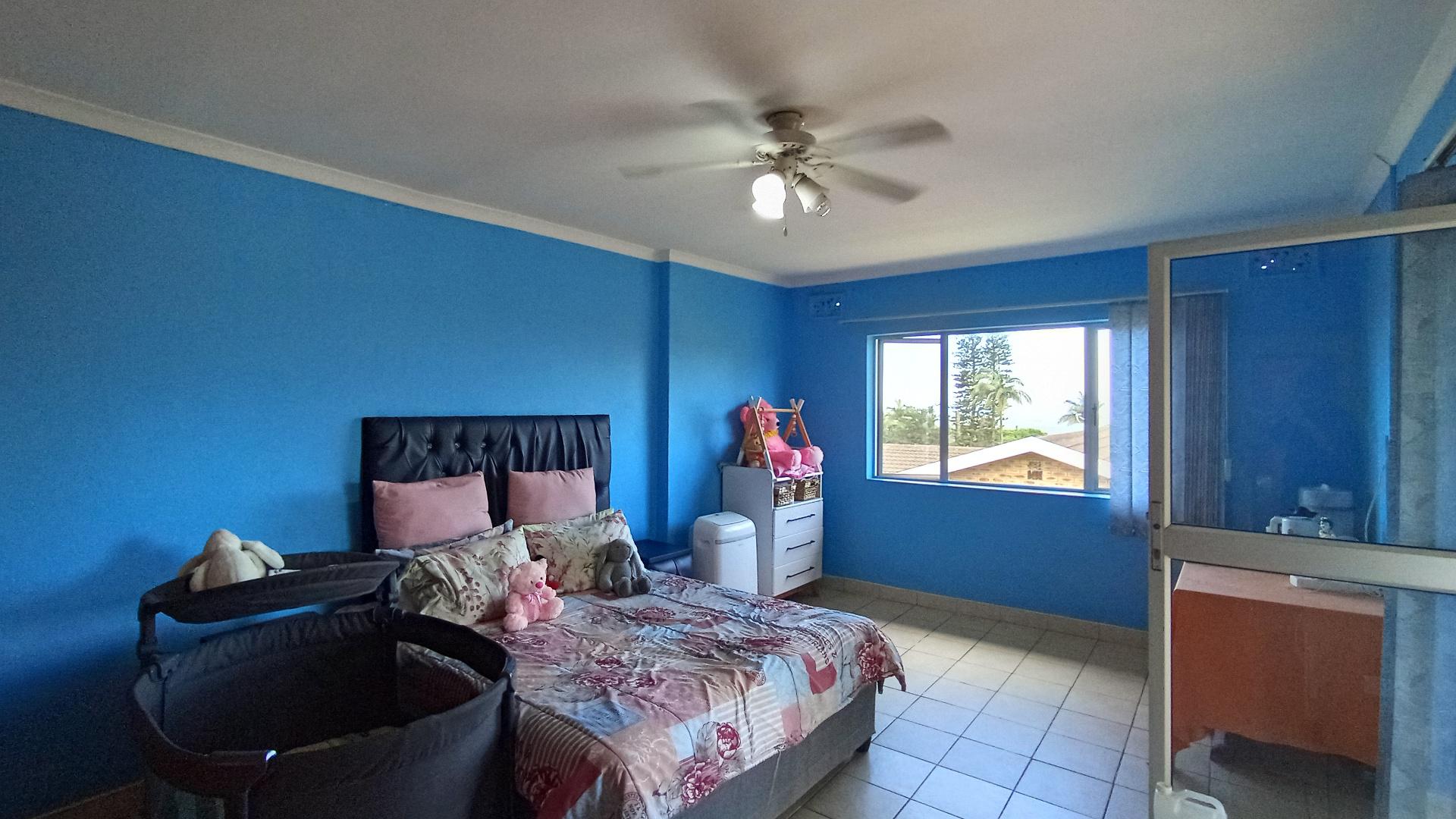 Bed Room 1 - 23 square meters of property in Stanger