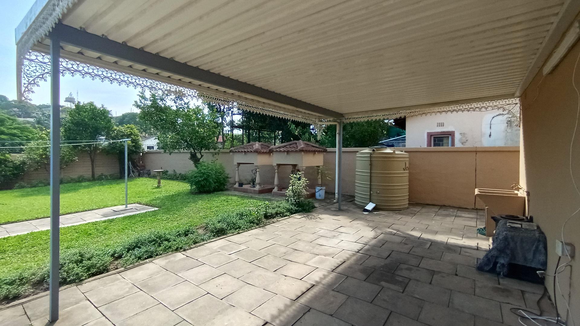 Patio - 32 square meters of property in Stanger