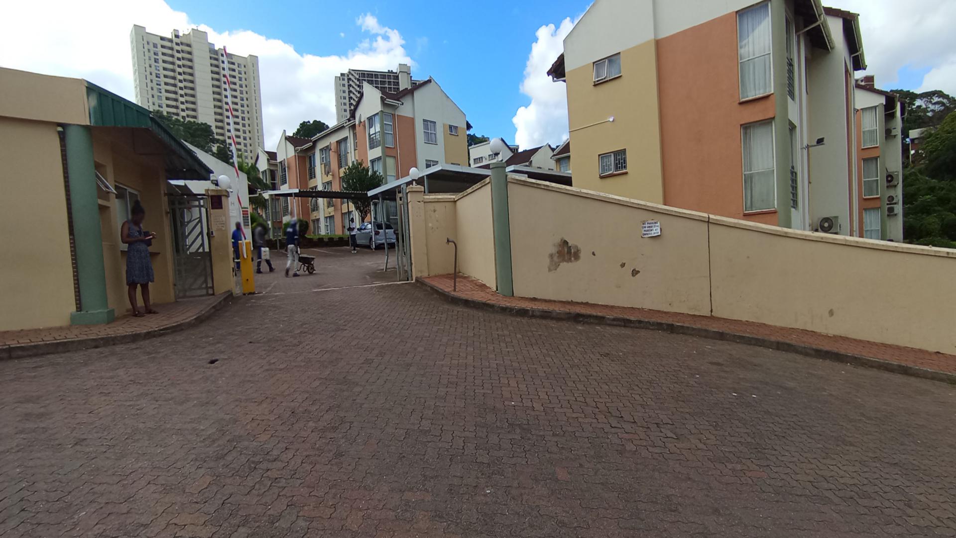 Front View of property in Springfield - DBN