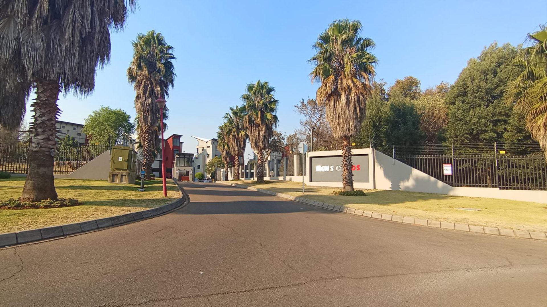 Front View of property in Amberfield