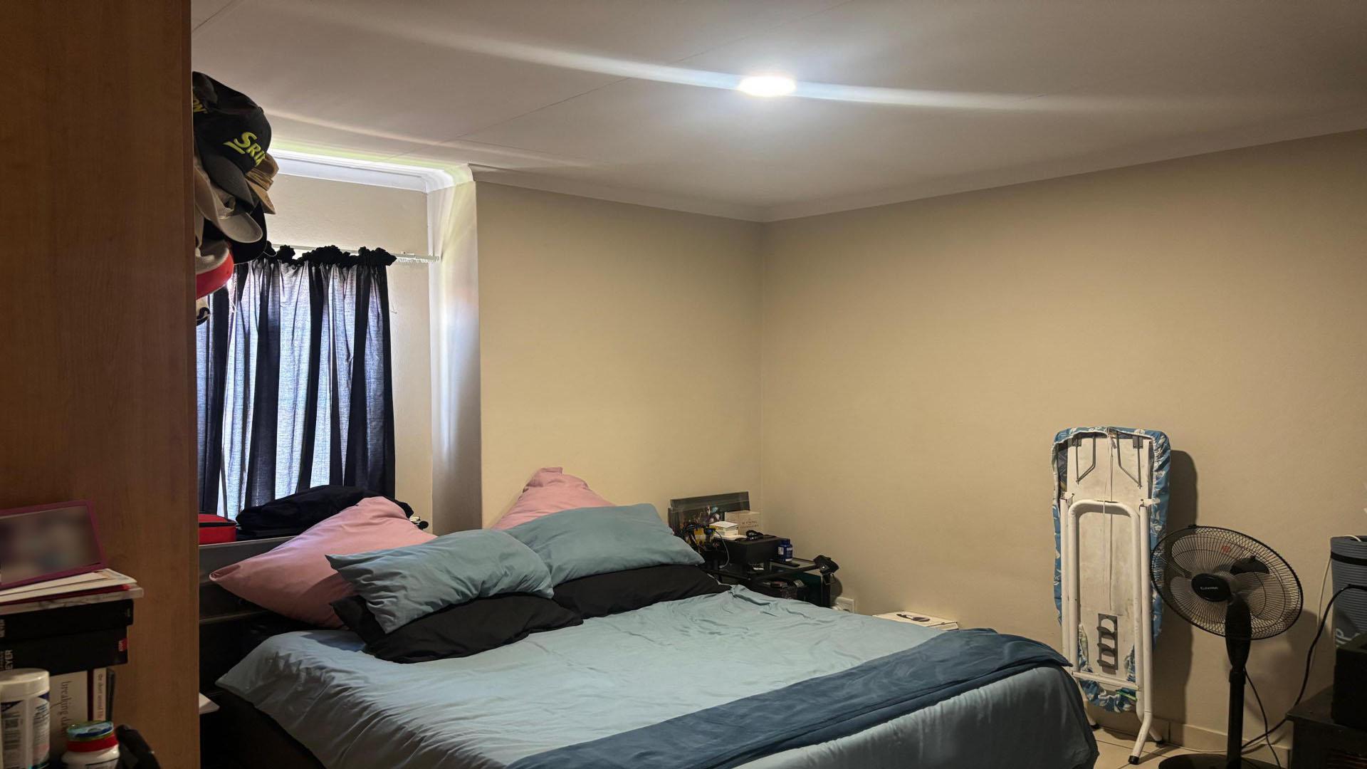 Main Bedroom of property in Annlin