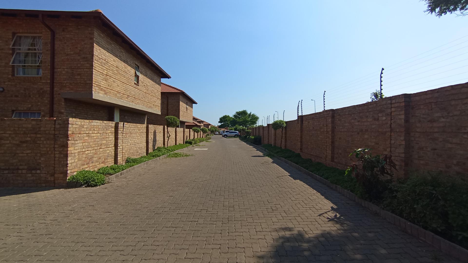 Front View of property in Annlin