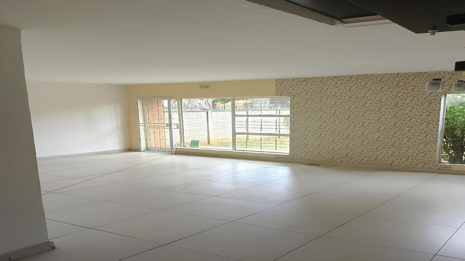 Lounges of property in Sonland Park