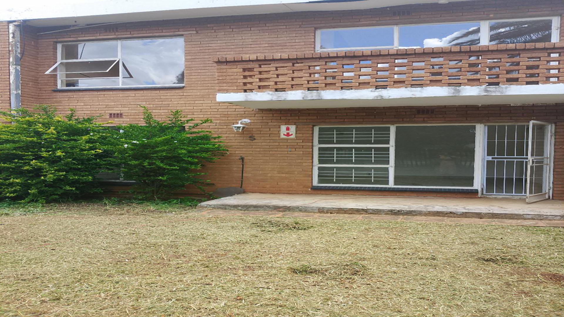 Front View of property in Sonland Park