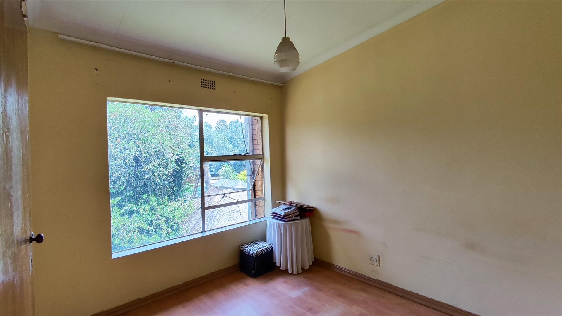 Bed Room 3 - 12 square meters of property in Sonland Park