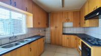 Kitchen - 14 square meters of property in Sonland Park