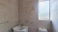 Bathroom 1 - 3 square meters of property in Sonland Park