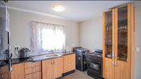Kitchen - 13 square meters of property in Blue Hills