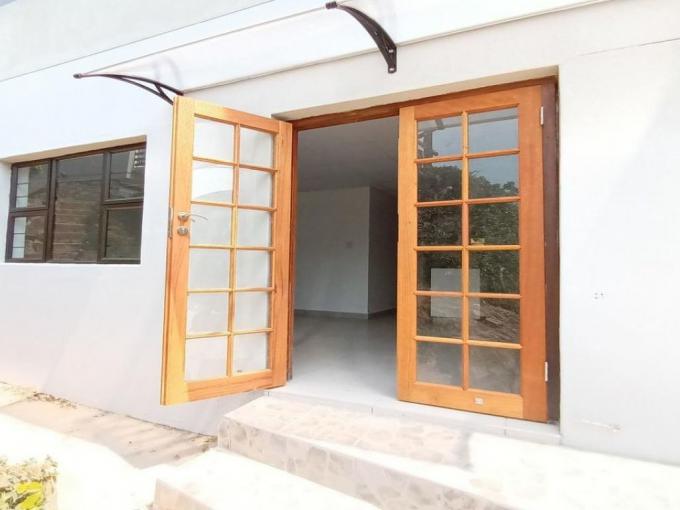 2 Bedroom Apartment to Rent in Dawncliffe - Property to rent - MR700994