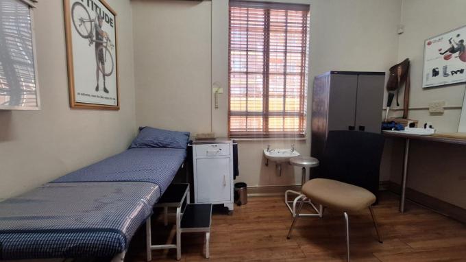 4 Bedroom House for Sale For Sale in Sunnyside - MR701008