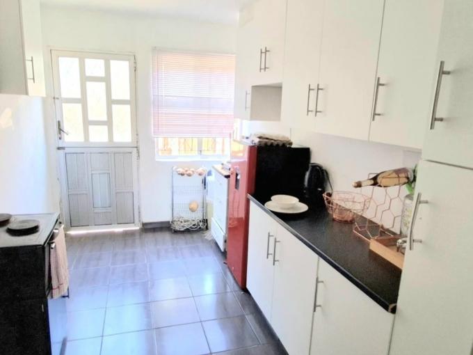 3 Bedroom House for Sale For Sale in Lotus Park - MR701020