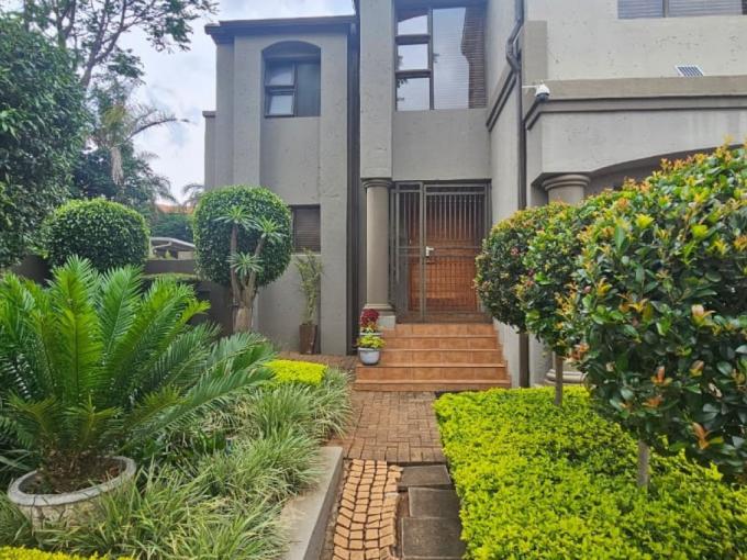 3 Bedroom House for Sale For Sale in Boschdal - MR701022