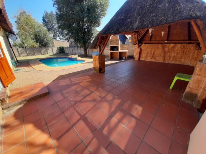 3 Bedroom House for Sale For Sale in Albertsdal - MR701065