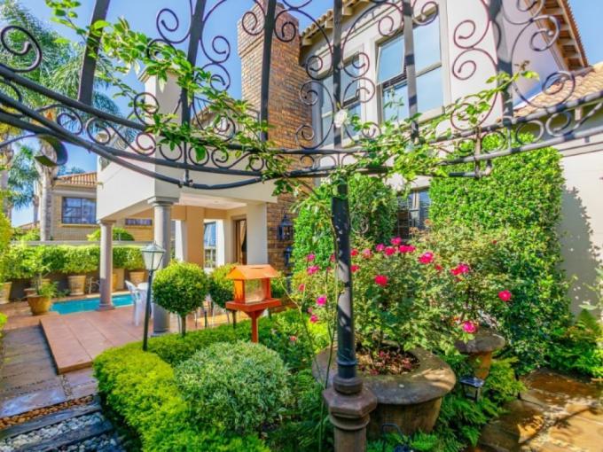 3 Bedroom House for Sale For Sale in Meyersdal - MR701070