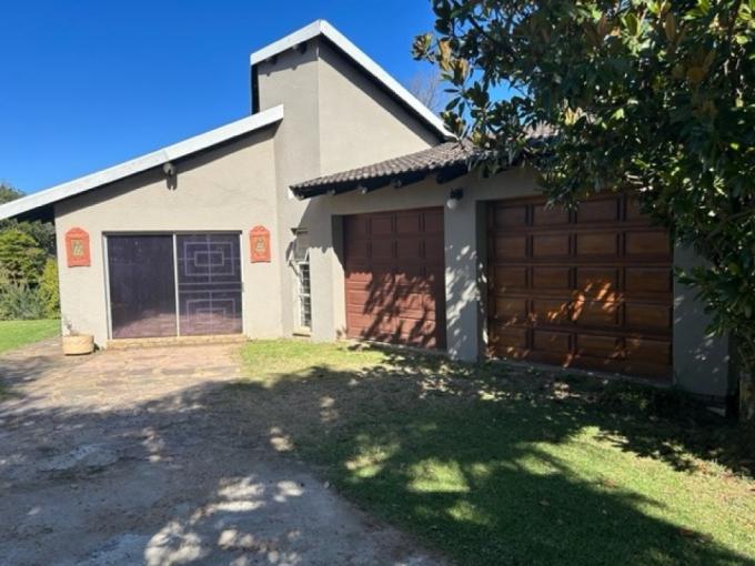 4 Bedroom House for Sale For Sale in Verwoerdpark - MR701072