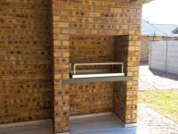  of property in Brackenhurst