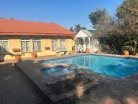  of property in Brackenhurst