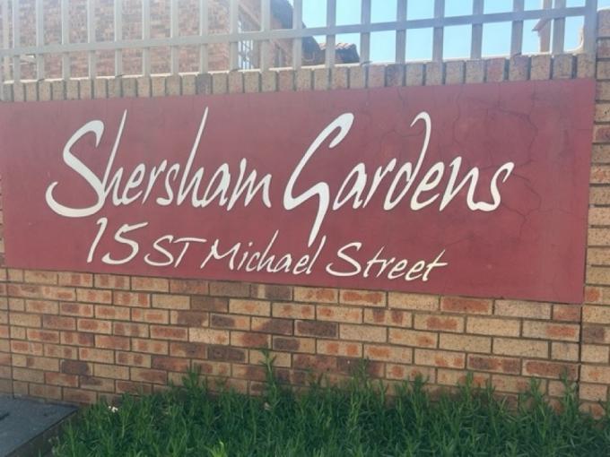 2 Bedroom Simplex for Sale For Sale in New Redruth - MR701120