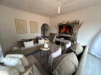  of property in Dawn Park