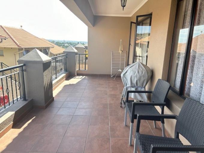 3 Bedroom Apartment for Sale For Sale in Meyersdal - MR701139