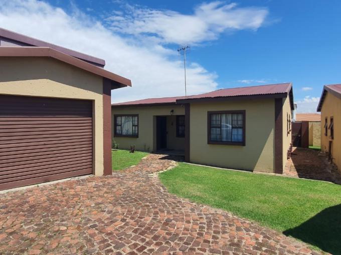 3 Bedroom Simplex for Sale For Sale in Liefde en Vrede - MR701158