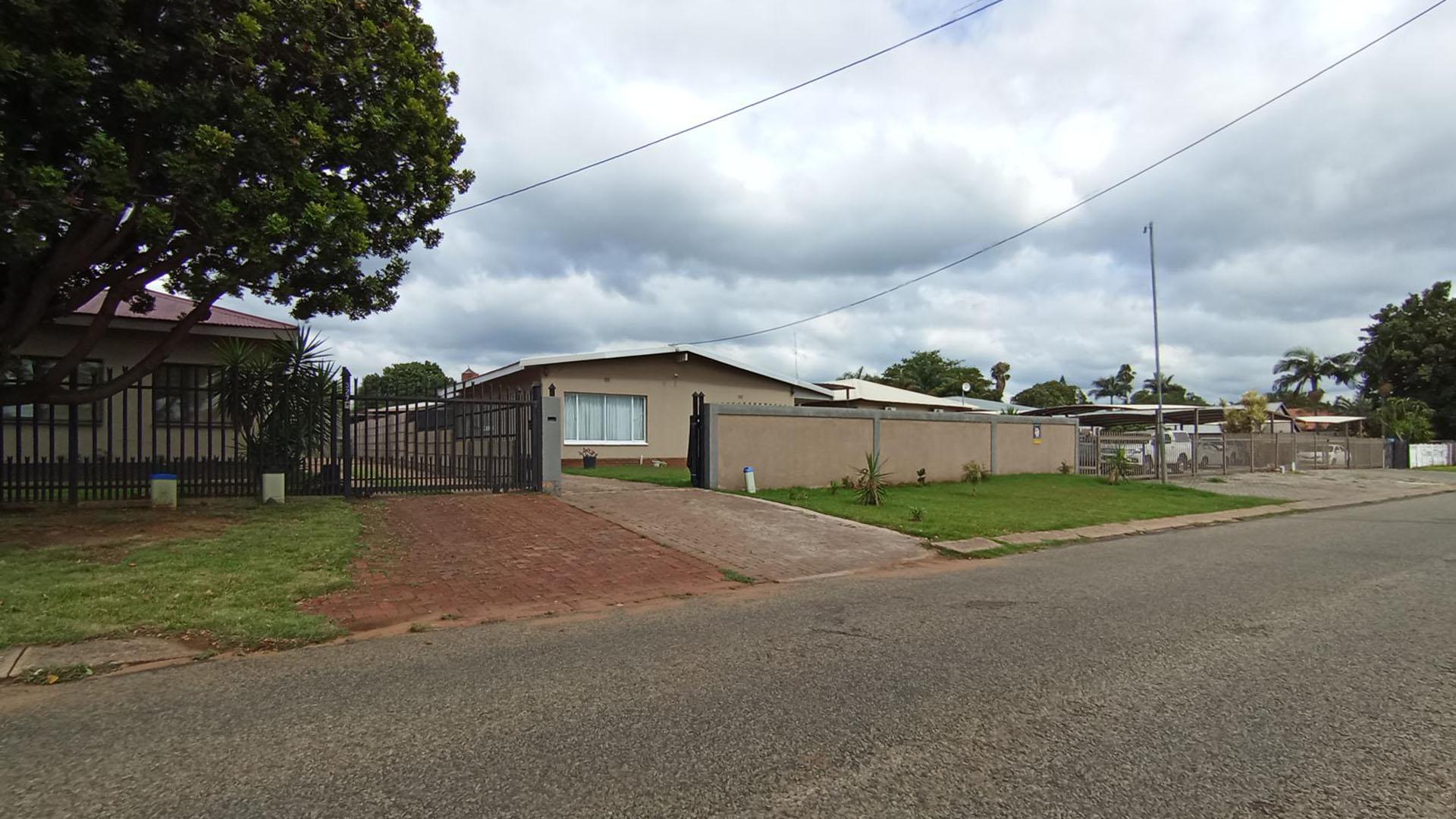 Front View of property in Pretoria North