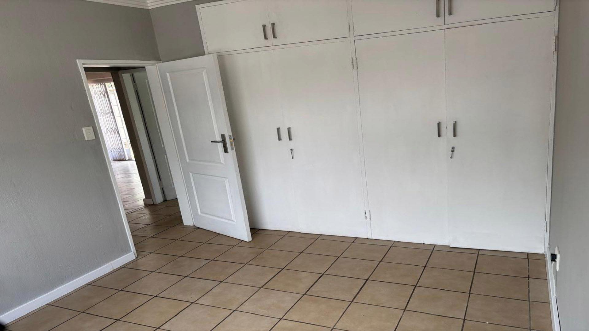 Bed Room 2 of property in Garsfontein