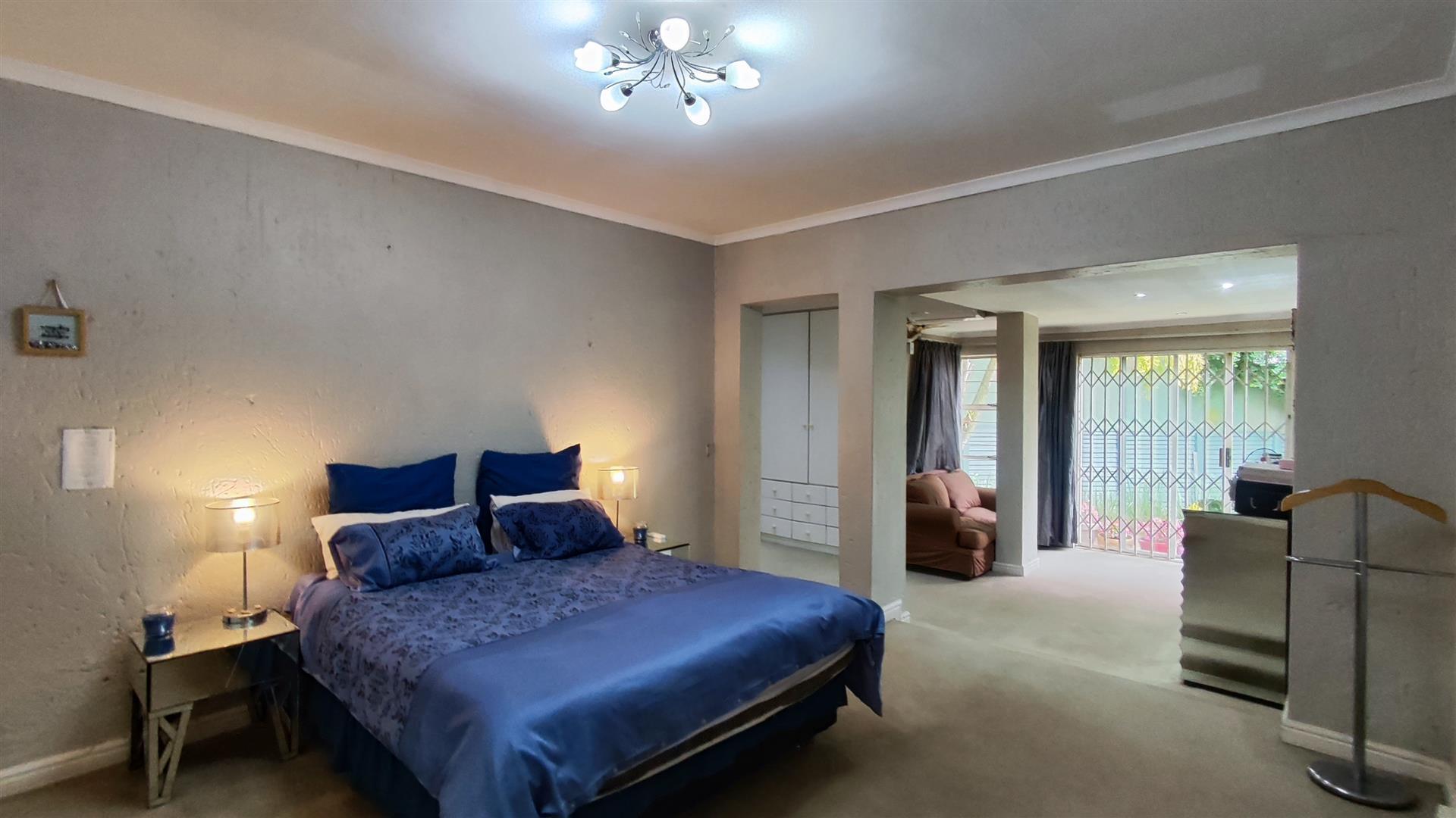 Main Bedroom - 41 square meters of property in Marais Steyn Park