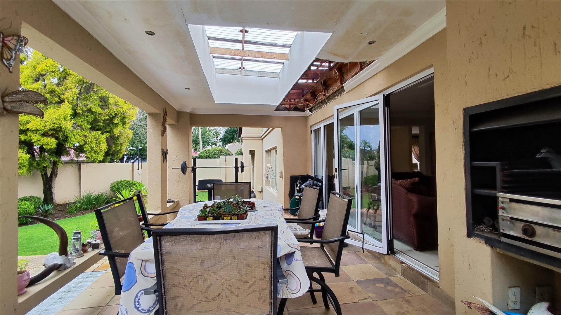 Patio - 5 square meters of property in Marais Steyn Park