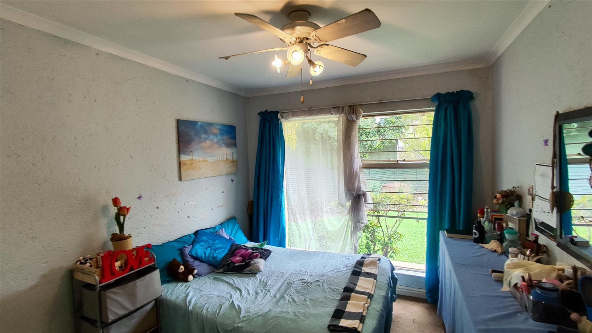 Bed Room 3 - 10 square meters of property in Marais Steyn Park