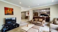 TV Room - 27 square meters of property in Marais Steyn Park