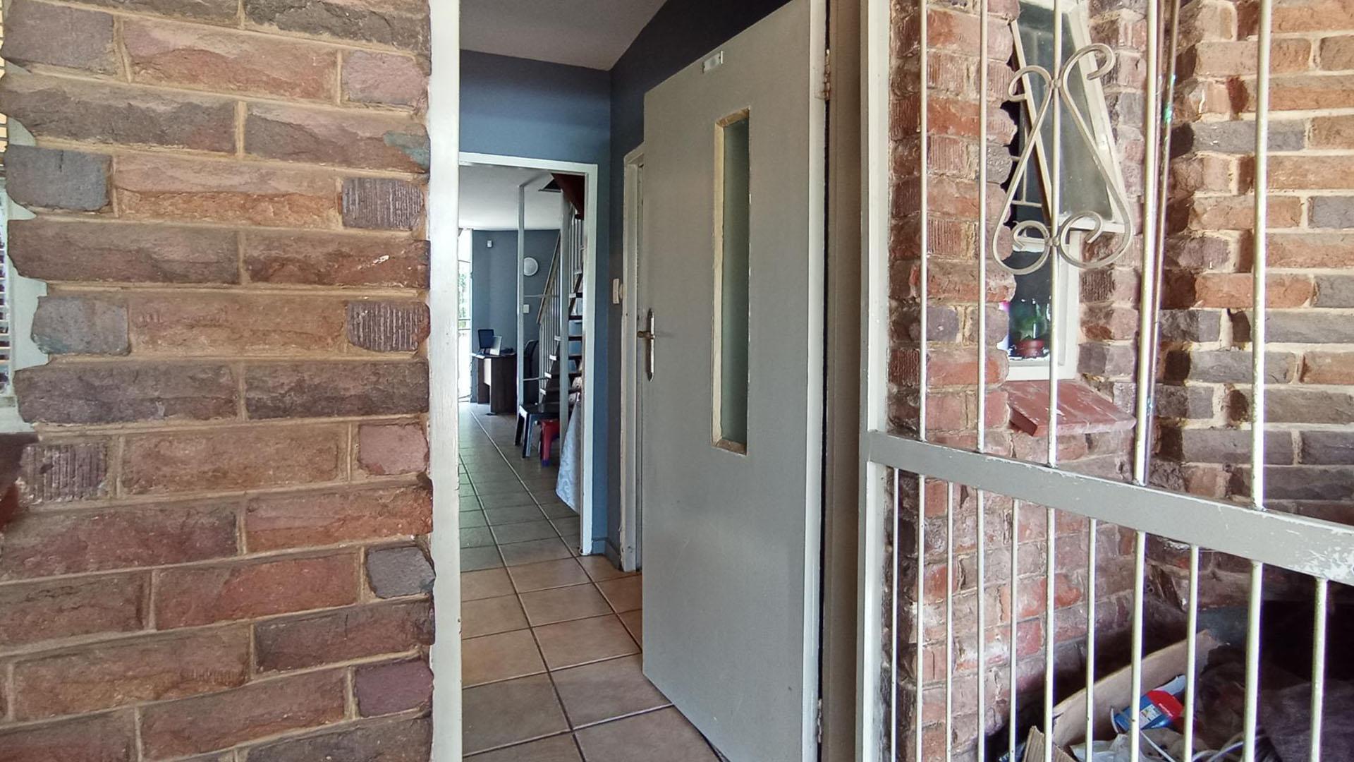 Front View of property in Meyerspark