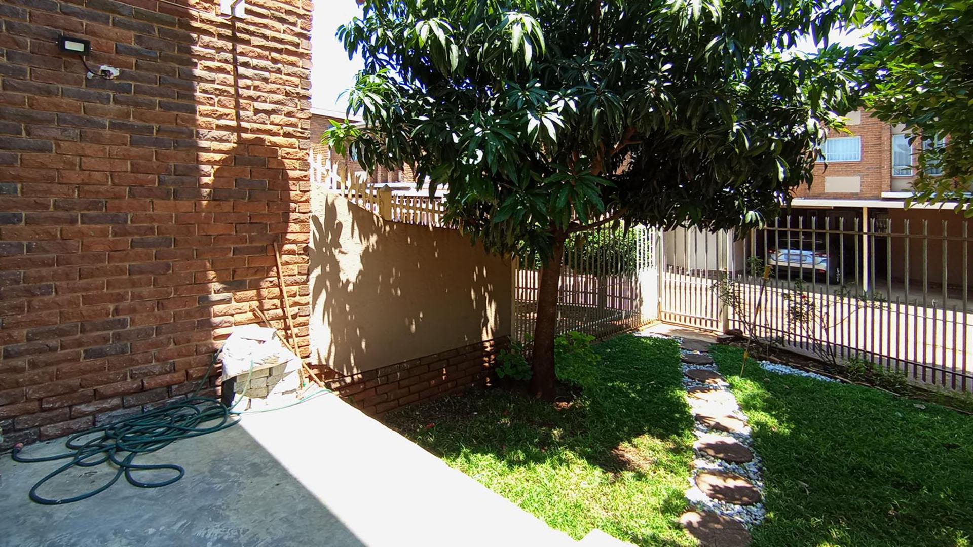 Backyard of property in Meyerspark
