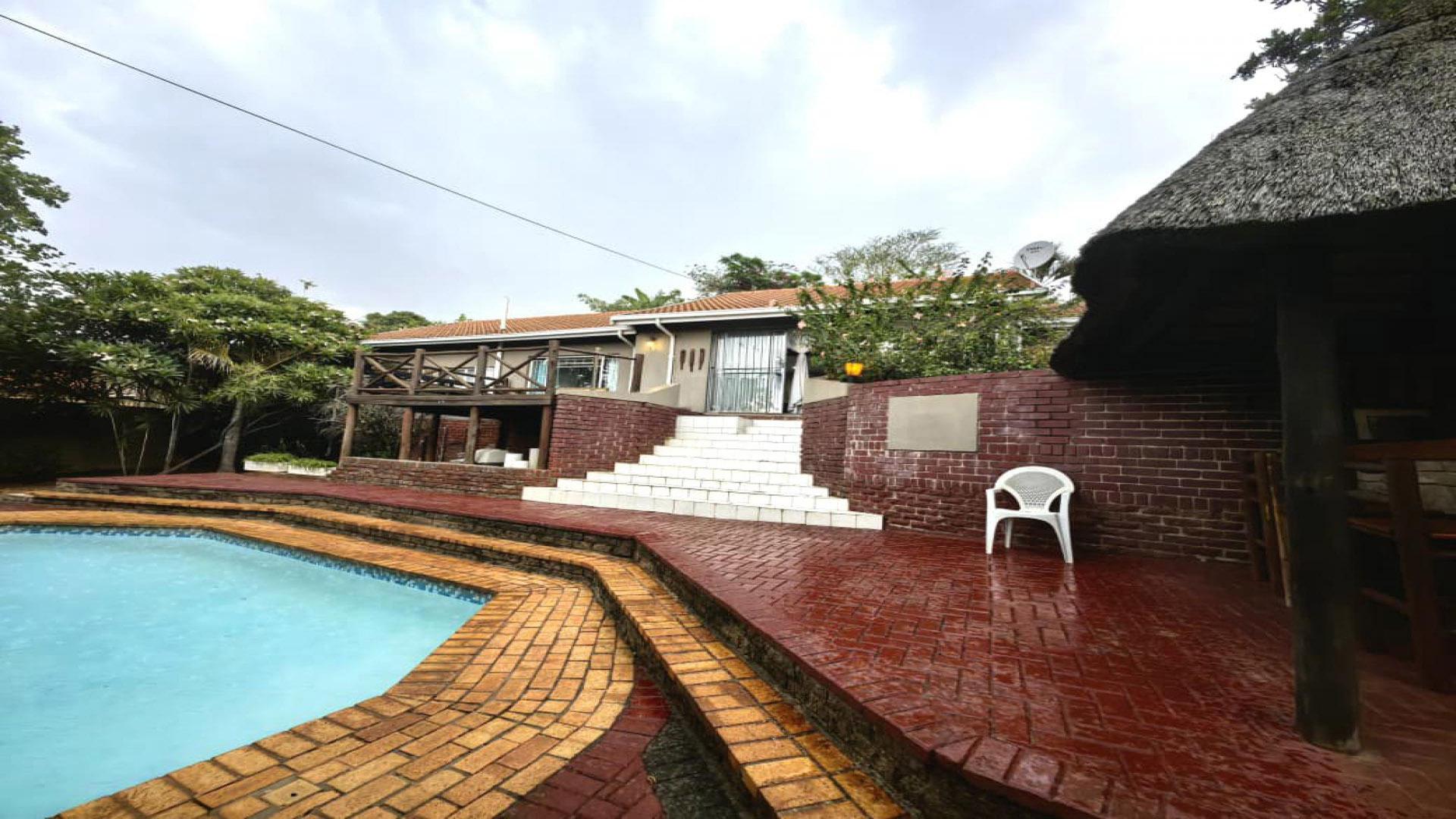 Swimming Pool of property in Cashan