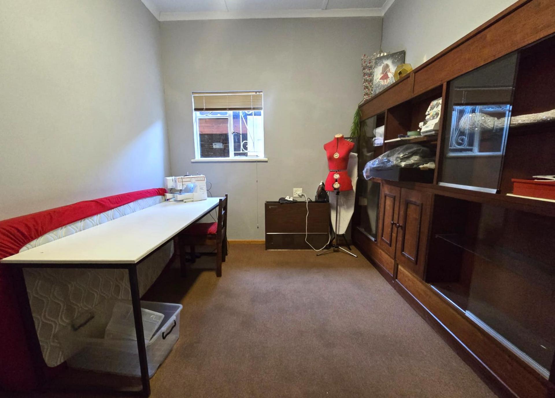  of property in Lemoenkloof