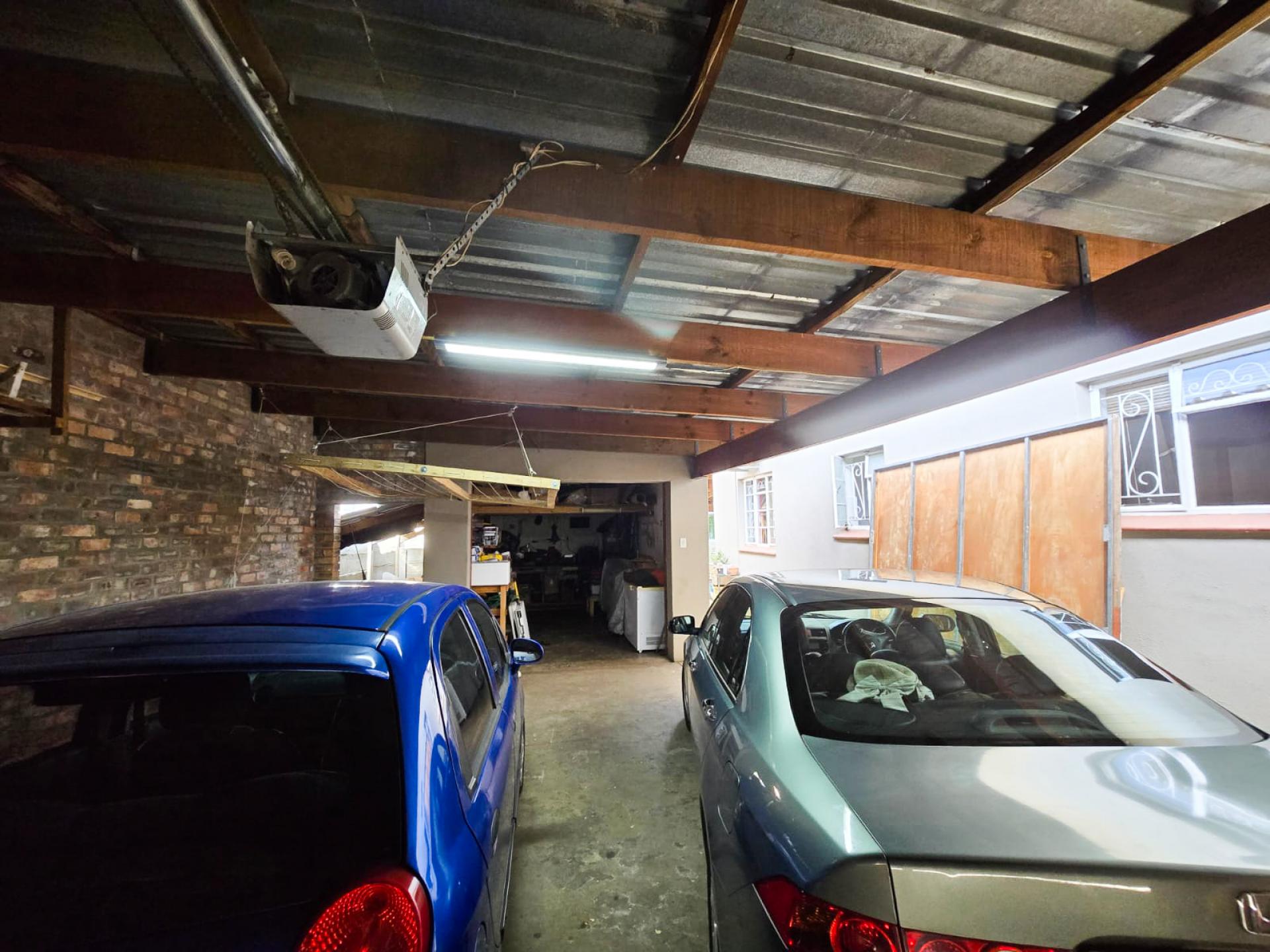  of property in Lemoenkloof