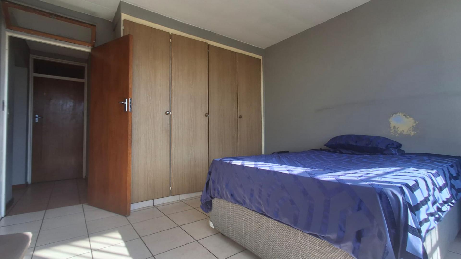 Bed Room 2 of property in Gosforth Park