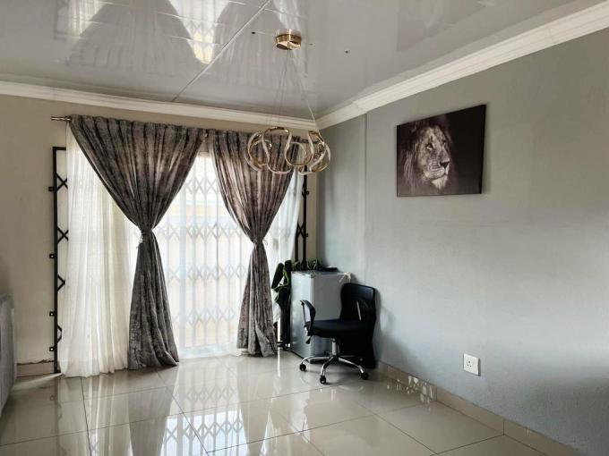 3 Bedroom House for Sale For Sale in Amandasig - MR701226