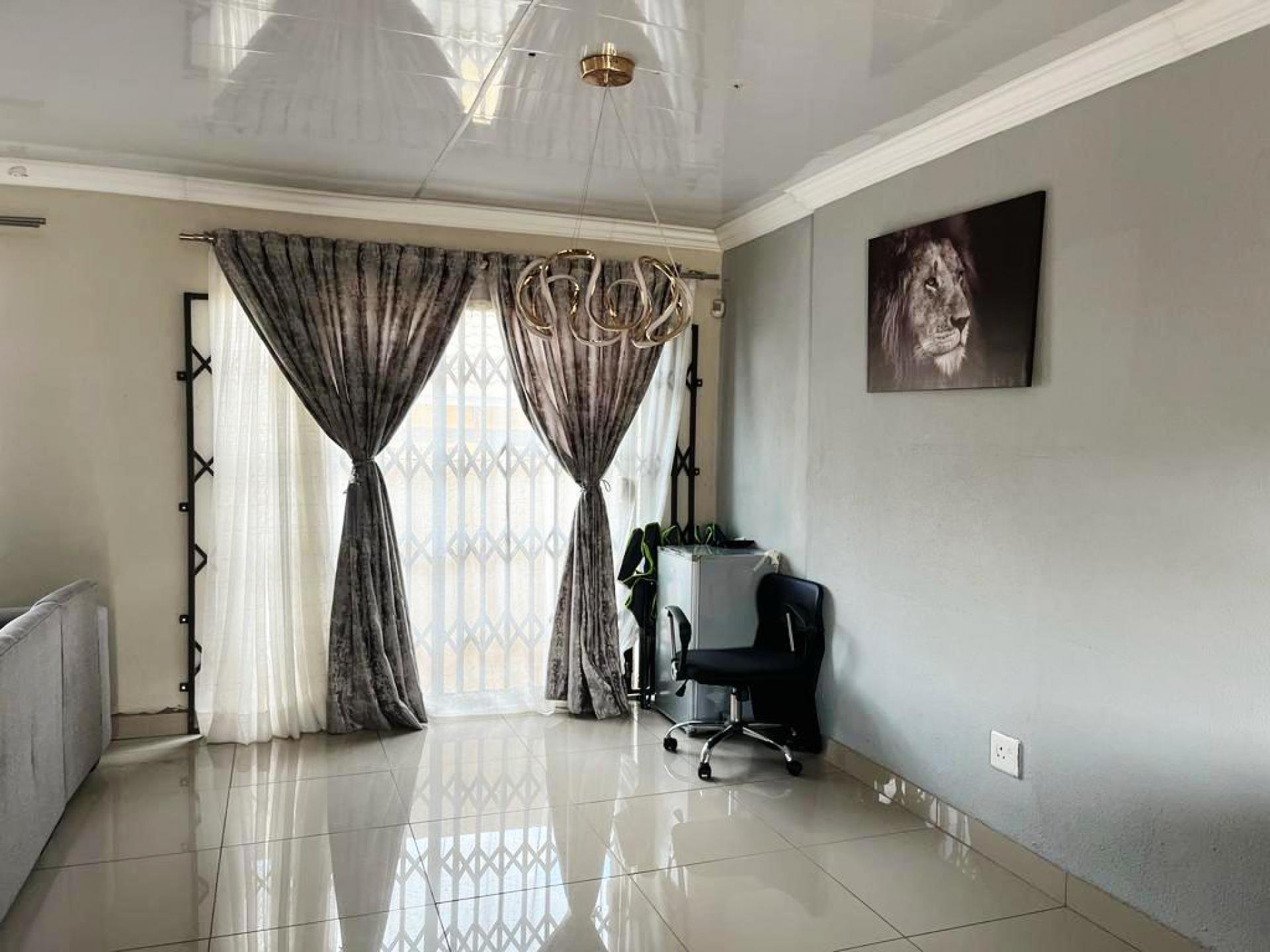  of property in Amandasig