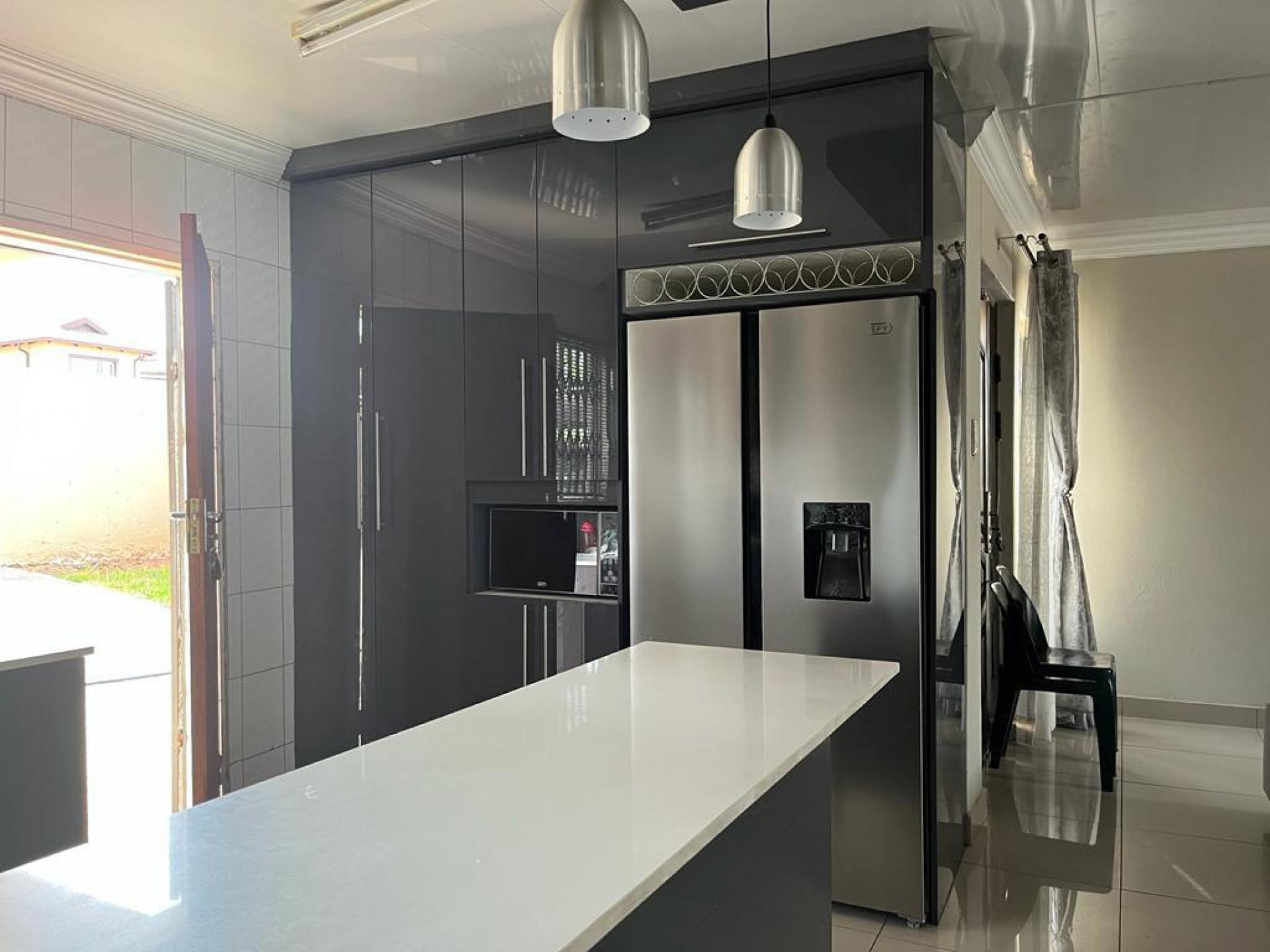  of property in Amandasig